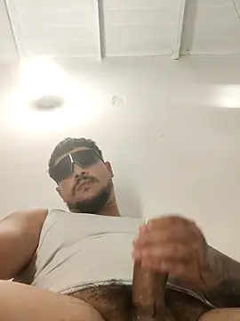 BadboyDirty1 online show from May 7, 2026, 9:07 pm