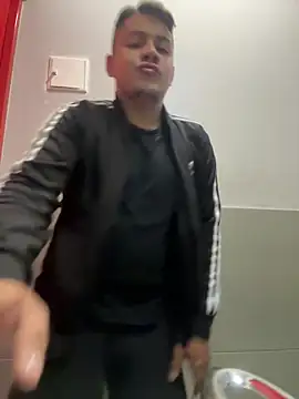 OliverTabordaa online show from March 13, 2026, 6:46 pm