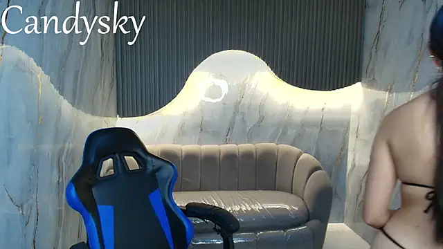 candy sky r online show from May 9, 2026, 3:10 am