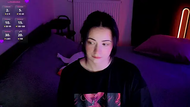 missy3kissy online show from April 19, 2026, 6:32 pm