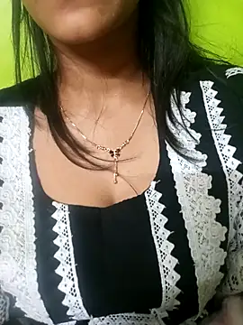 Snapshot of angelmoumita chatting on March 26, 2026, 6:06 pm angelmoumita online show from March 26, 2026, 6:06 pm