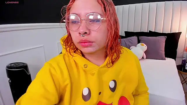 lil la skye online show from April 3, 2026, 1:06 pm