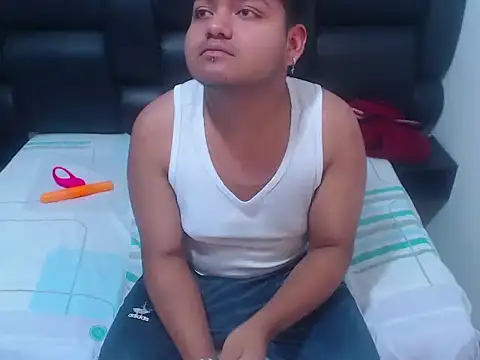 XNoahDeepThroatX online show from March 19, 2026, 5:51 am