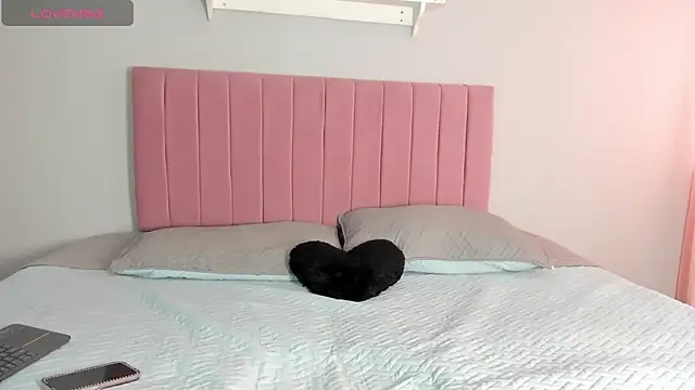 daniii-vgg online show from April 14, 2026, 2:00 pm