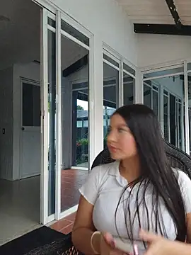 Pretty Julieta online show from April 28, 2026, 10:36 pm