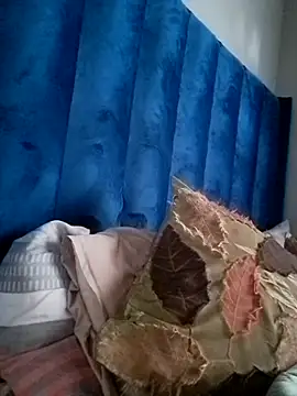 manpower012 online show from April 14, 2026, 2:44 pm