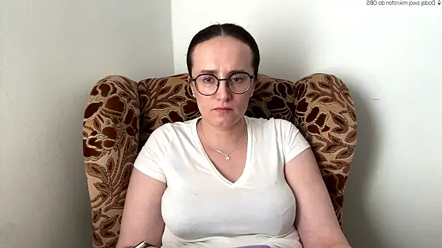 SofiaTease online show from May 27, 2026, 1:51 pm