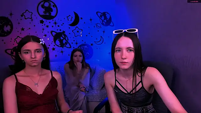 Snapshot of bella_dorn chatting on July 10, 2026, 9:31 am bella dorn online show from July 10, 2026, 9:31 am