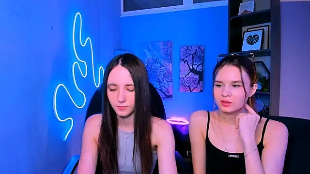 Snapshot of bella_dorn chatting on July 2, 2026, 7:31 pm bella dorn online show from July 2, 2026, 7:31 pm