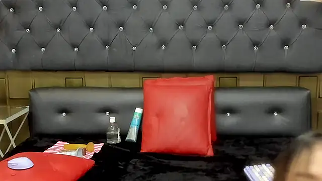 CaroBeltran online show from May 23, 2026, 7:24 pm