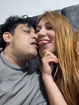 Lia Sterling online show from April 7, 2026, 3:30 am