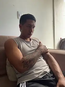 Paulcreewx online show from April 17, 2026, 6:00 pm