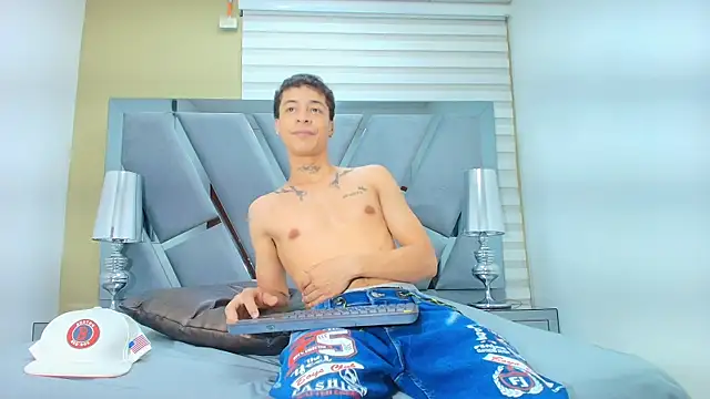 HENRY GREEN2 online show from March 31, 2026, 7:38 pm