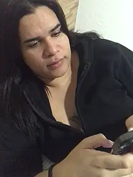 Gabrielaparaiso online show from June 6, 2026, 1:27 pm