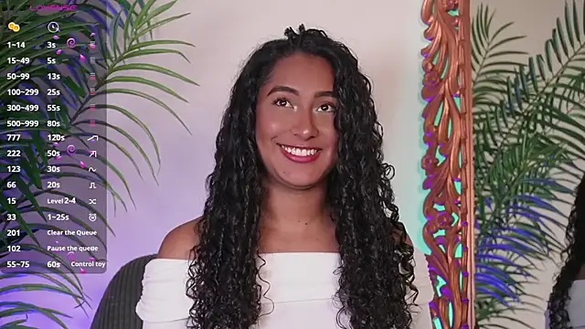 Snapshot of SoyJuliana_19 chatting on July 12, 2026, 1:34 pm SoyJuliana 19 online show from July 12, 2026, 1:34 pm