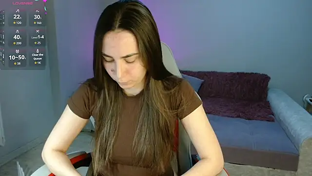 Snapshot of Evelinochka chatting on April 17, 2026, 6:22 pm Evelinochka online show from April 17, 2026, 6:22 pm