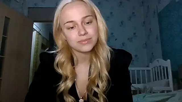 Barbie   girl online show from April 10, 2026, 4:25 pm