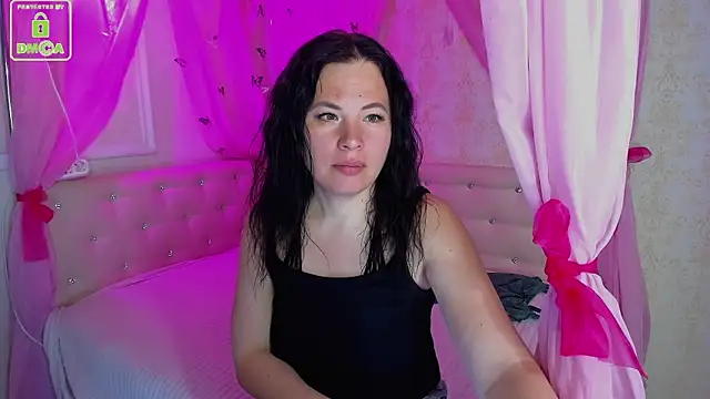Snapshot of VictoriaSecretXO chatting on April 25, 2026, 1:52 am VictoriaSecretXO online show from April 25, 2026, 1:52 am