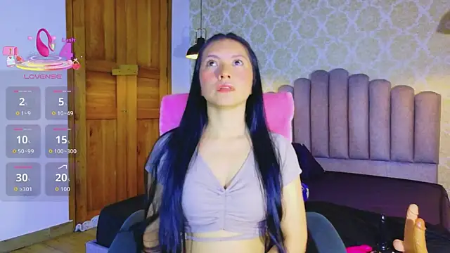 Chloe16  online show from May 30, 2026, 8:14 pm