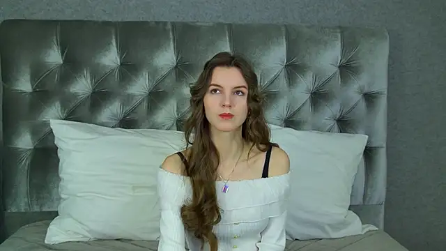 AmaliaLima online show from April 11, 2026, 4:09 am