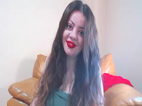 SexyNicolle4u online show from April 15, 2026, 4:51 am