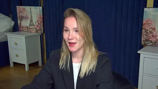 ElaraVoltage online show from March 31, 2026, 1:13 pm