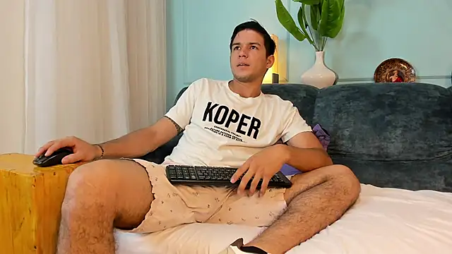 Jean Jagger online show from April 8, 2026, 12:06 pm