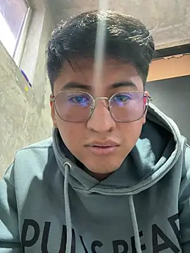 GoldenM95 online show from March 18, 2026, 7:59 pm