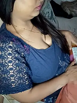 deep0511 online show from April 14, 2026, 5:51 pm