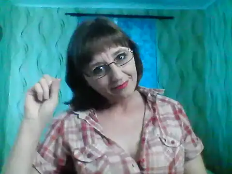 Alisaprice077 online show from April 15, 2026, 8:53 am