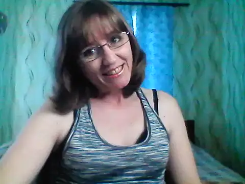 Alisaprice077 online show from April 6, 2026, 8:59 am