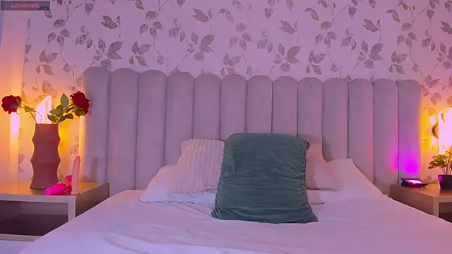 sashadelgado online show from March 29, 2026, 11:06 pm