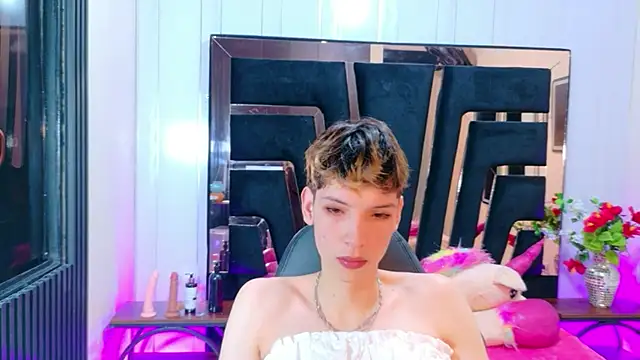 Stefany PiInk online show from March 22, 2026, 1:23 pm