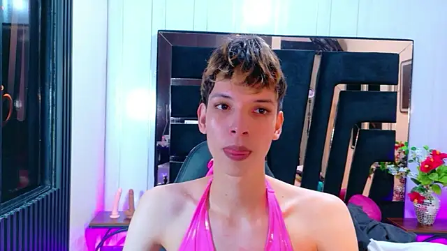 Stefany PiInk online show from March 25, 2026, 12:04 pm