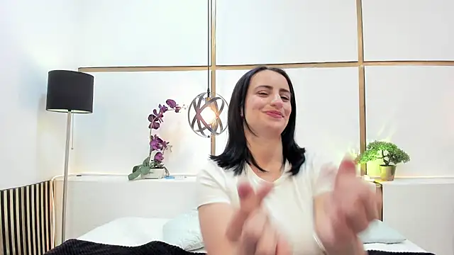 BrendaCantorel online show from March 20, 2026, 11:55 am