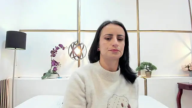 BrendaCantorel online show from March 24, 2026, 11:43 am