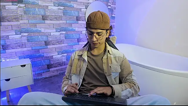 JUSTIN TAY1 online show from March 29, 2026, 11:34 am