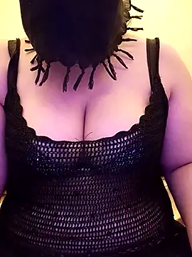 karamil69sxx online show from April 2, 2026, 10:38 pm