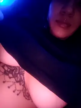 penelopethoms online show from March 7, 2026, 2:51 am