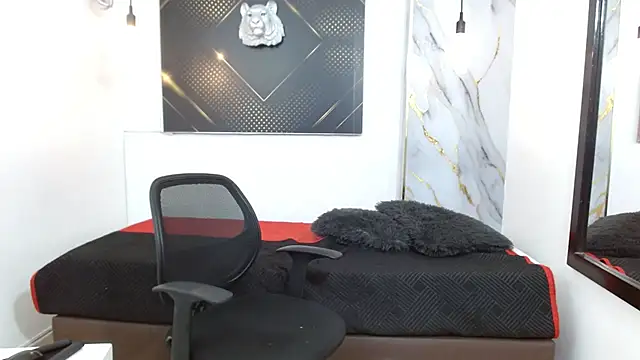 KingOfTemptation online show from April 6, 2026, 4:46 am