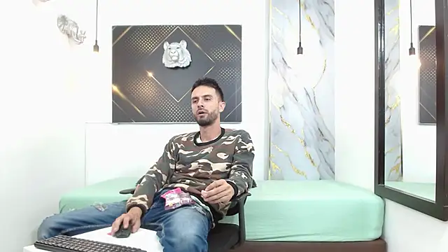 KingOfTemptation online show from March 29, 2026, 3:30 am