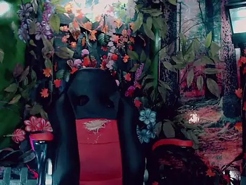 bianca dream  online show from April 8, 2026, 7:37 pm