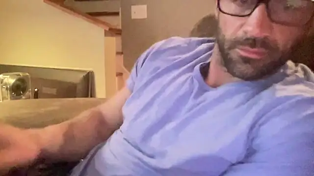 Snapshot of JonAriesxxx chatting on March 25, 2026, 12:55 am JonAriesxxx online show from March 25, 2026, 12:55 am