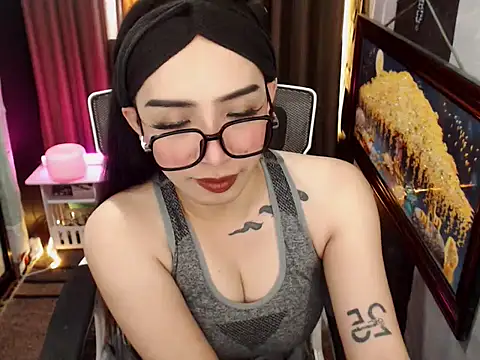 SexyCommander online show from April 10, 2026, 7:37 am