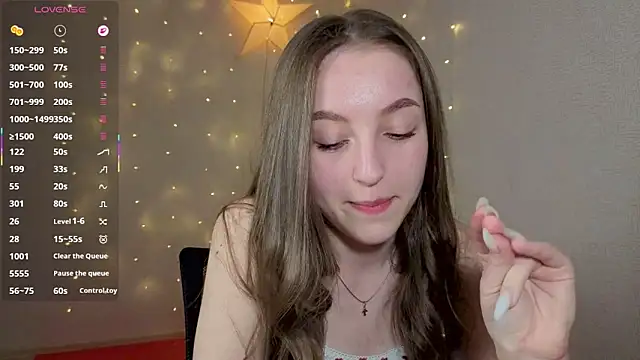 Sweet Pussy Girl online show from April 23, 2026, 3:35 pm