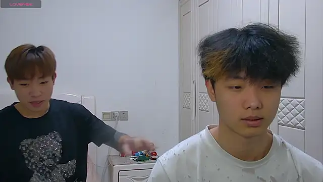 Similu-001 online show from March 21, 2026, 10:20 am