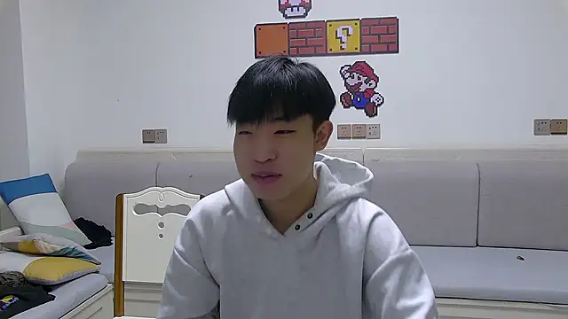 Similu-001 online show from April 12, 2026, 11:02 am