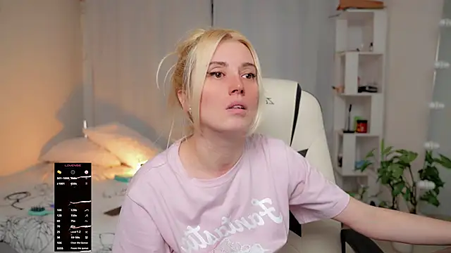 Myfeet inyourmouth online show from April 18, 2026, 8:09 pm