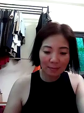 Snapshot of Miinn99 chatting on July 18, 2026, 10:02 am Miinn99 online show from July 18, 2026, 10:02 am
