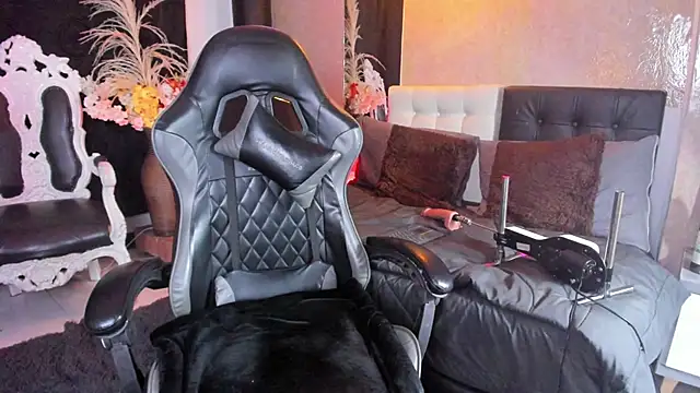 Vicky Angeel online show from April 15, 2026, 7:58 pm